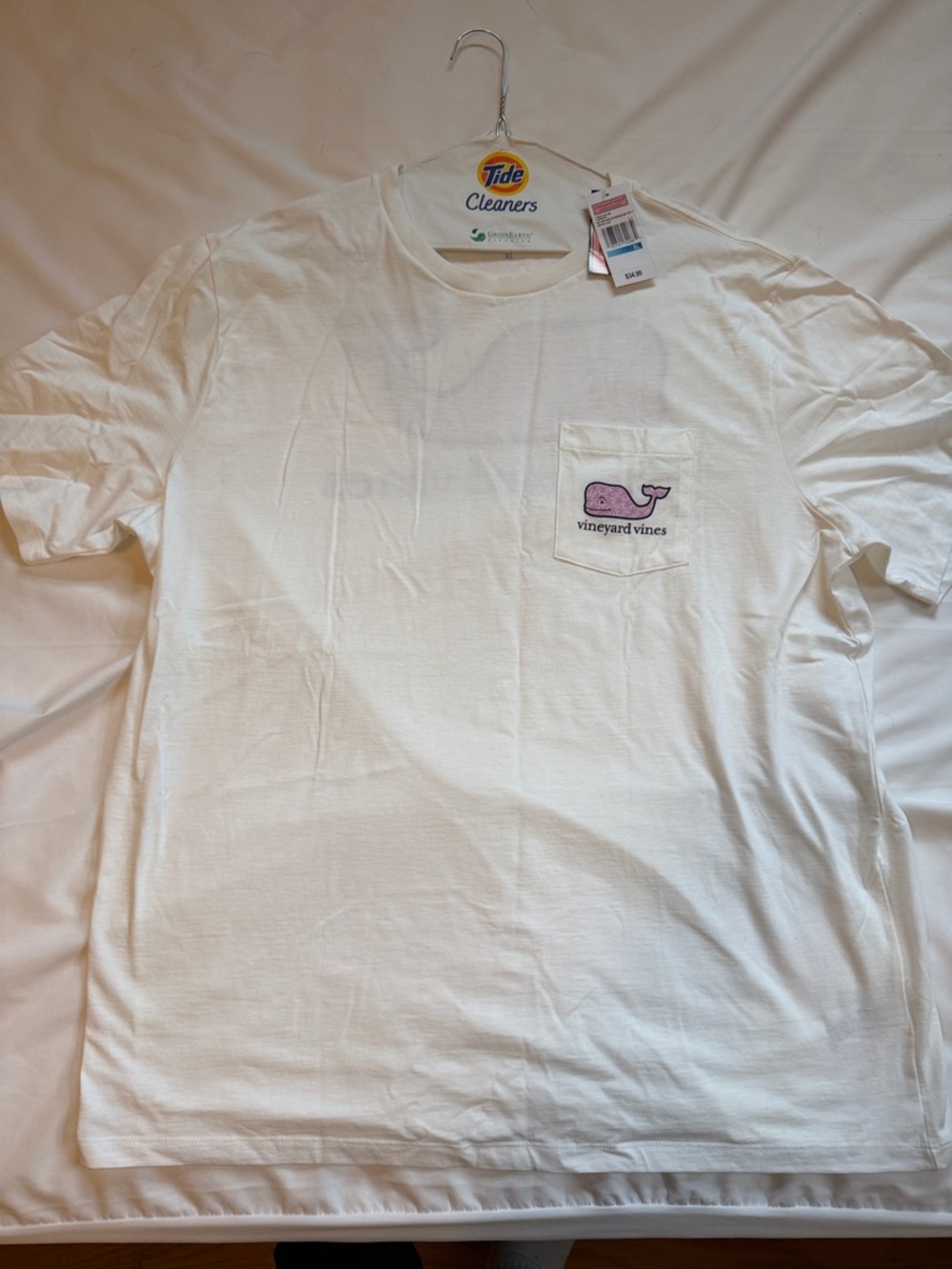 Vineyard Vines White Pocket Tee with Pink Whale Logo